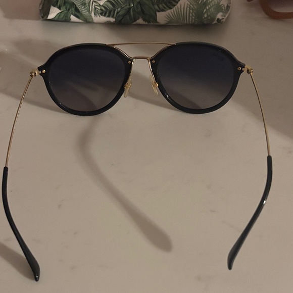 Ray-Ban Classic Black and Gold Sunglasses - Picture 2 of 4